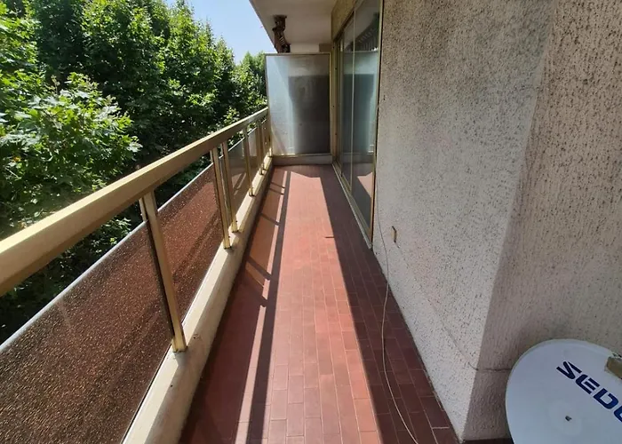 Charming Corner 2 Of 51 M2 In 公寓 昂蒂布